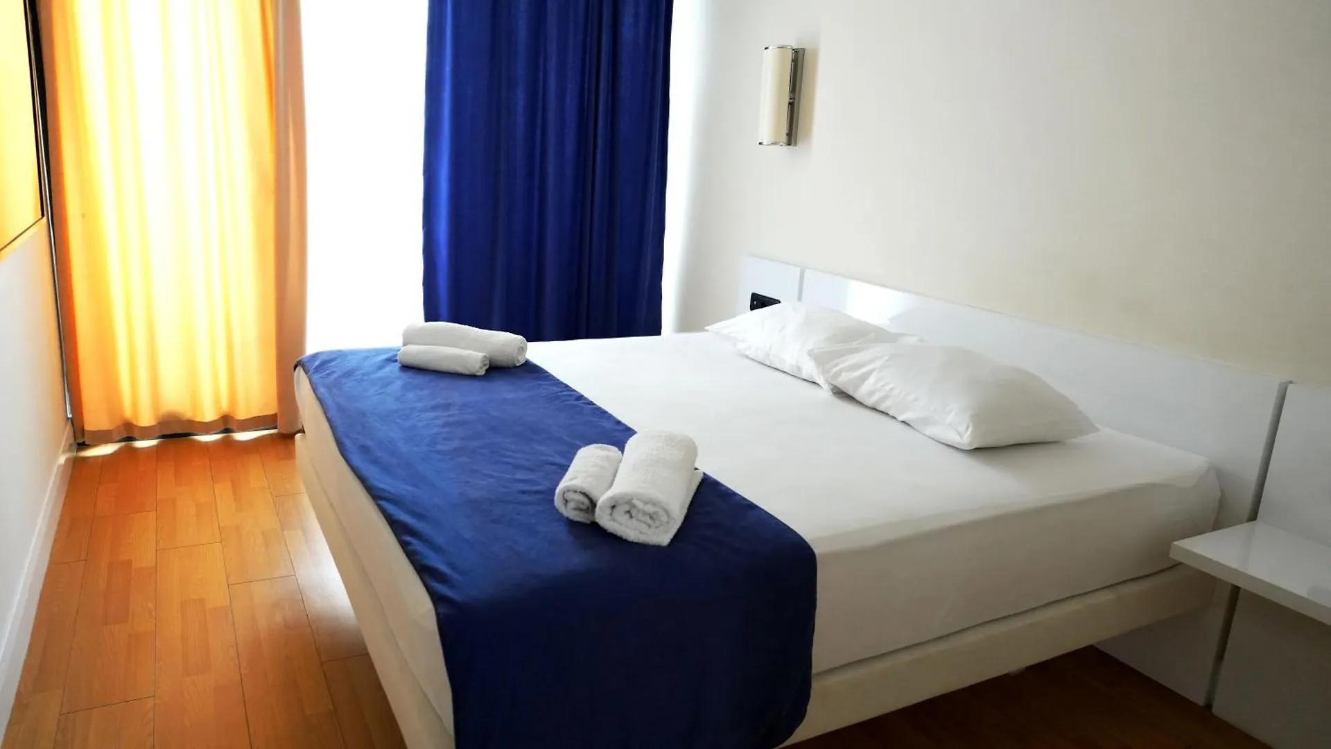 Lux Apart Hotel 555 Batum