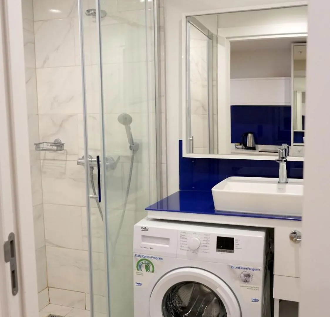 Lux Apart Hotel 555 Batum
