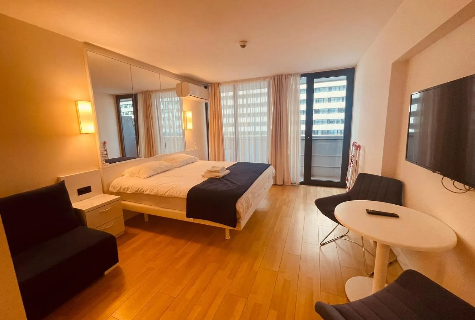 Lux Apart Hotel 555 Batum
